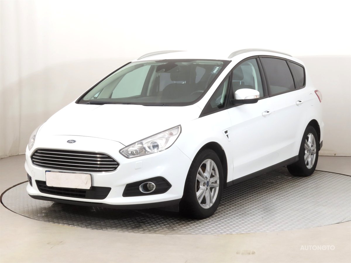 Ford S-MAX, 2016 - pohled č. 3