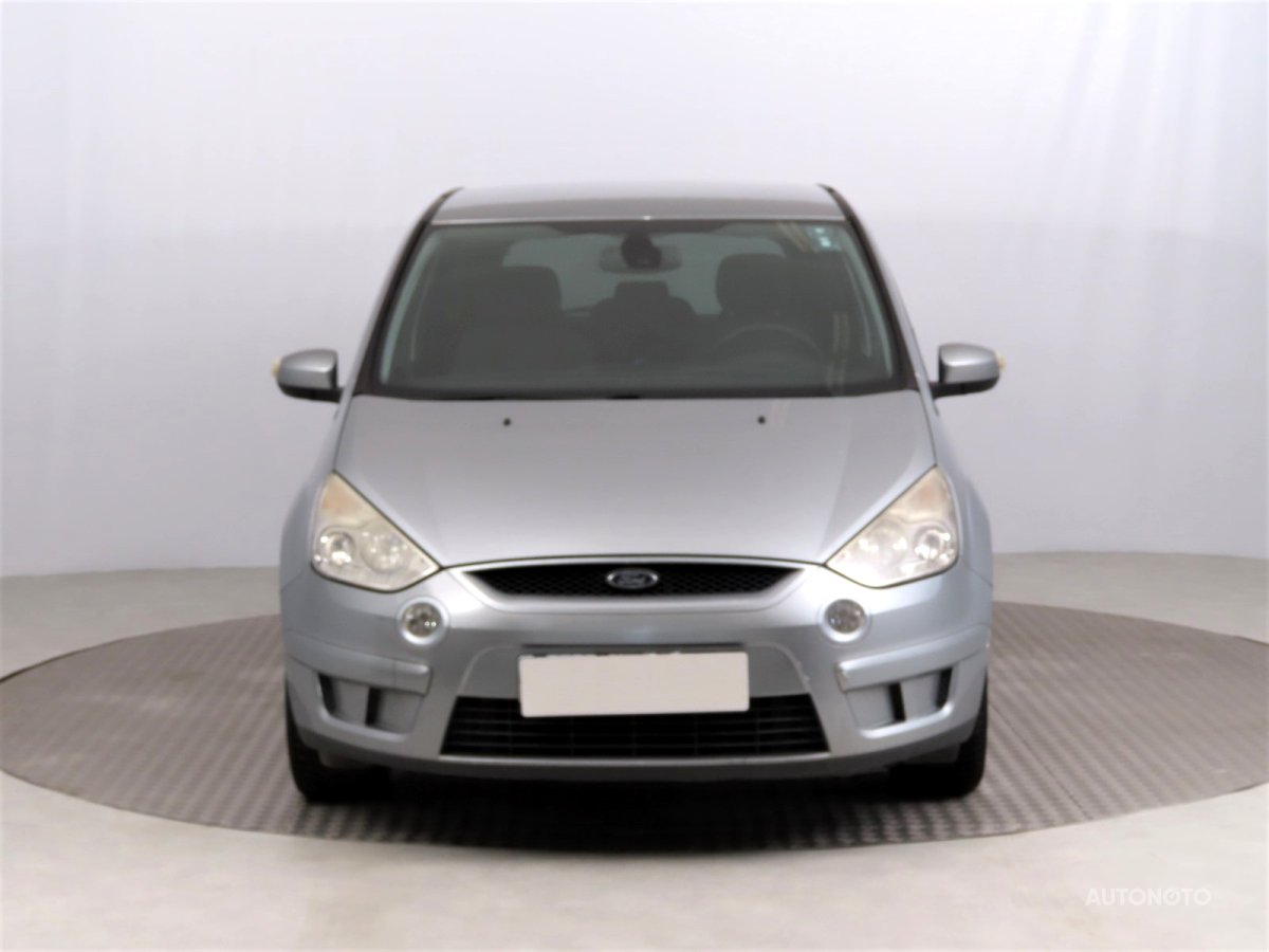 Ford S-MAX, 2007 - pohled č. 2
