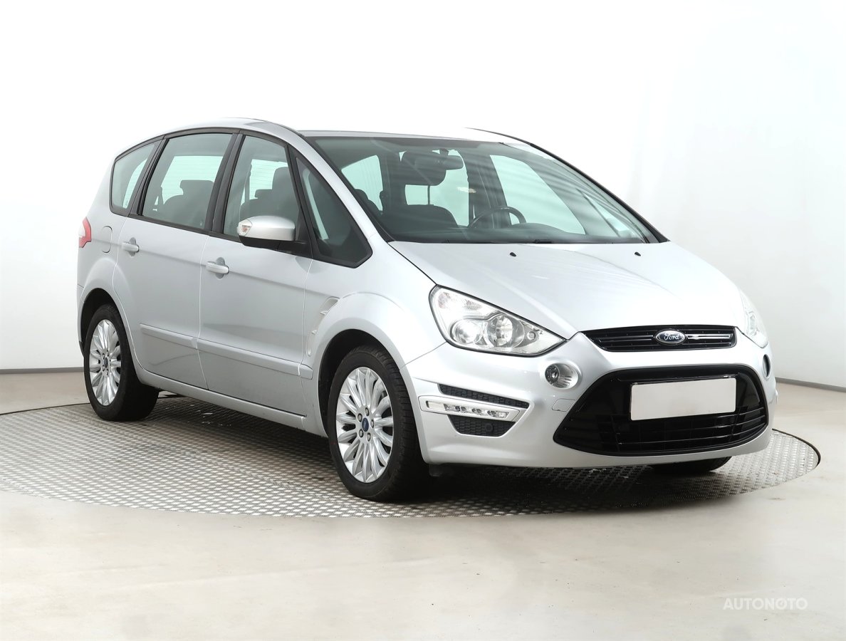 Ford S-MAX, 2013 - celkový pohled