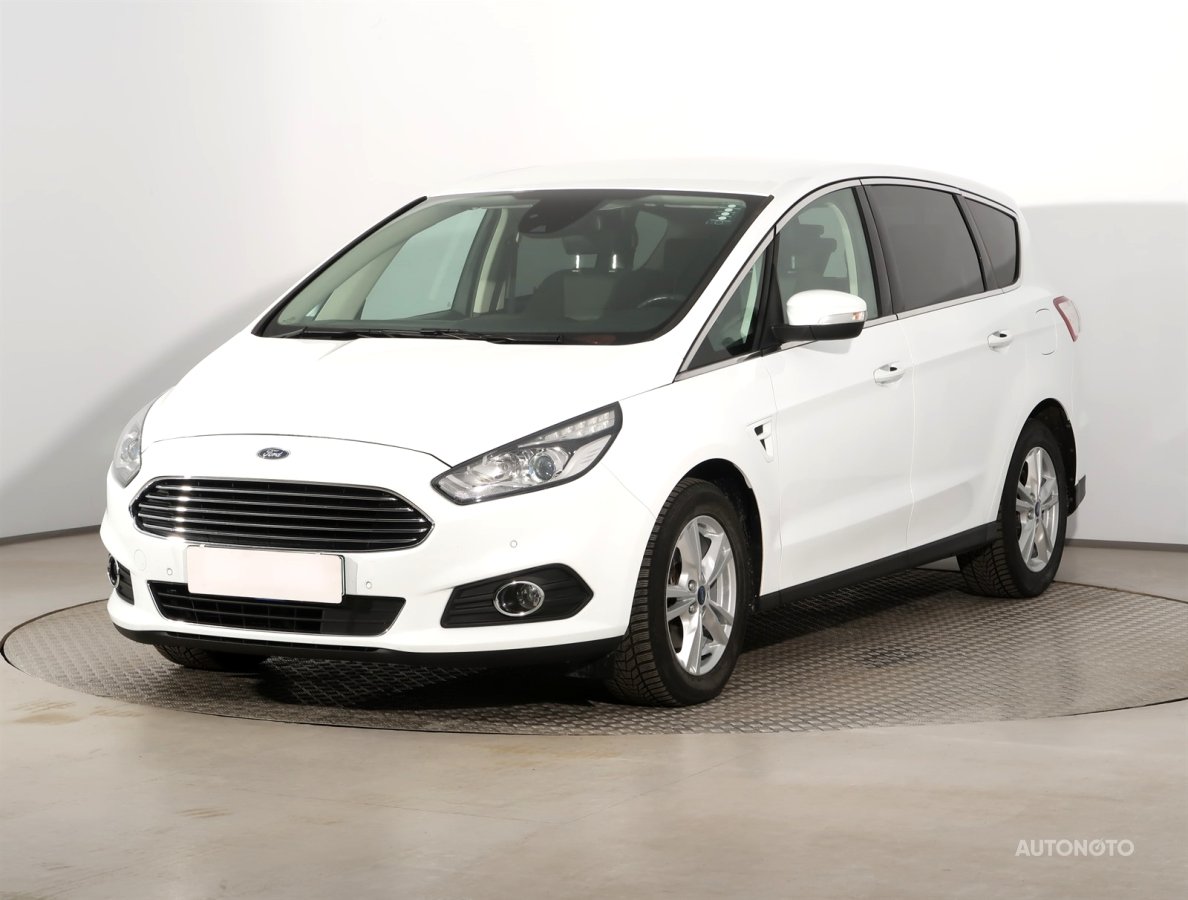 Ford S-MAX, 2018 - pohled č. 3