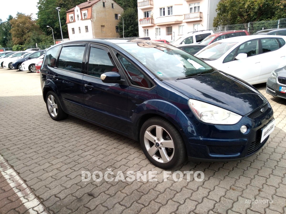 Ford S-MAX, 2008 - celkový pohled