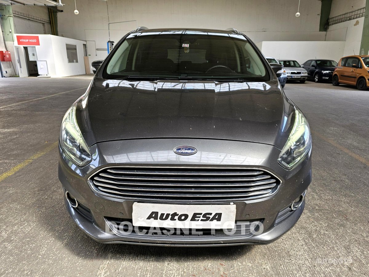 Ford S-MAX, 2016 - pohled č. 2