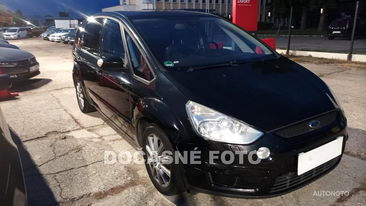 Ford S-MAX, 2009 - celkový pohled
