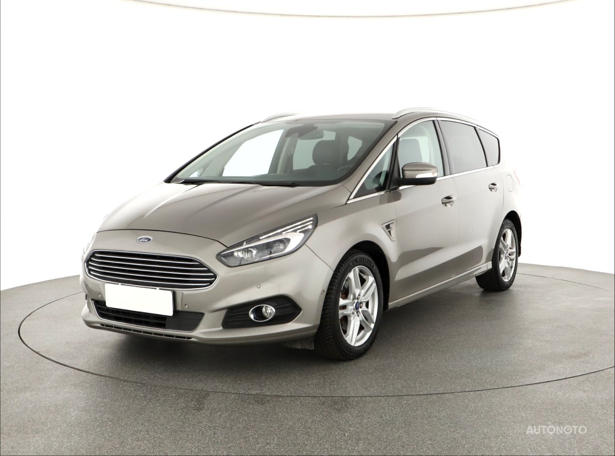 Ford S-MAX, 2016 - pohled č. 3
