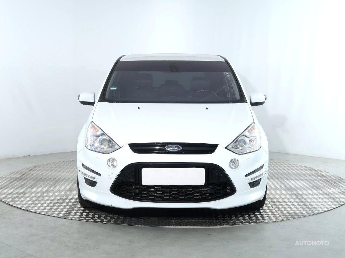 Ford S-MAX, 2011 - pohled č. 2