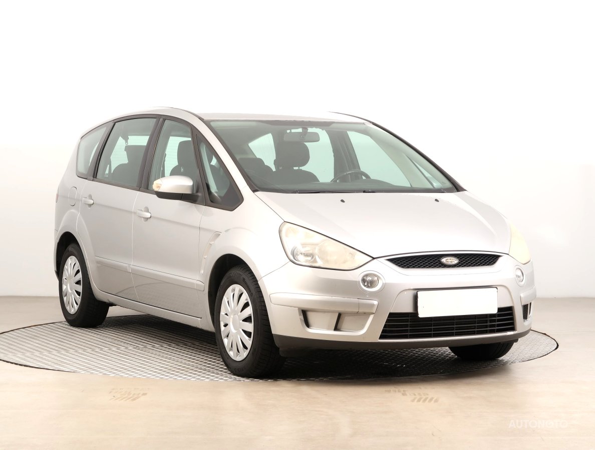 Ford S-MAX, 2007 - pohled č. 1