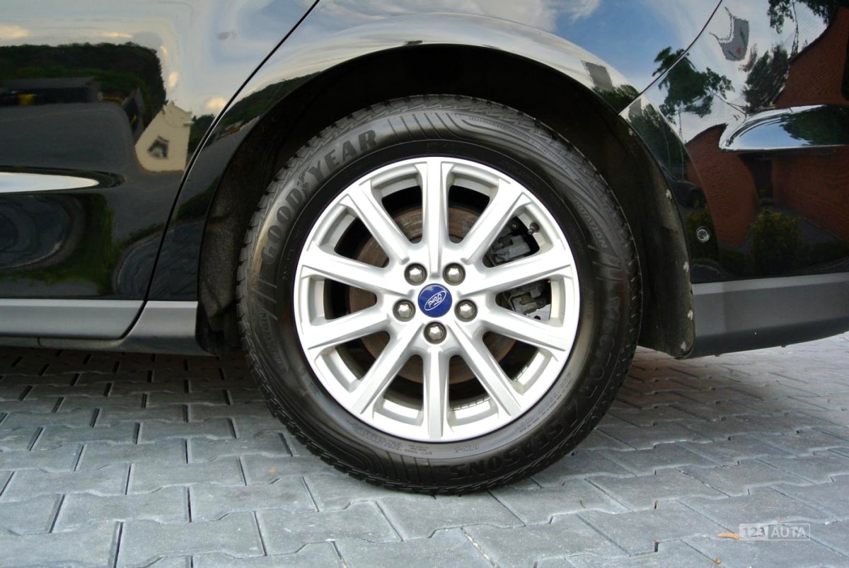 Ford S-MAX, 2016 - pohled č. 9