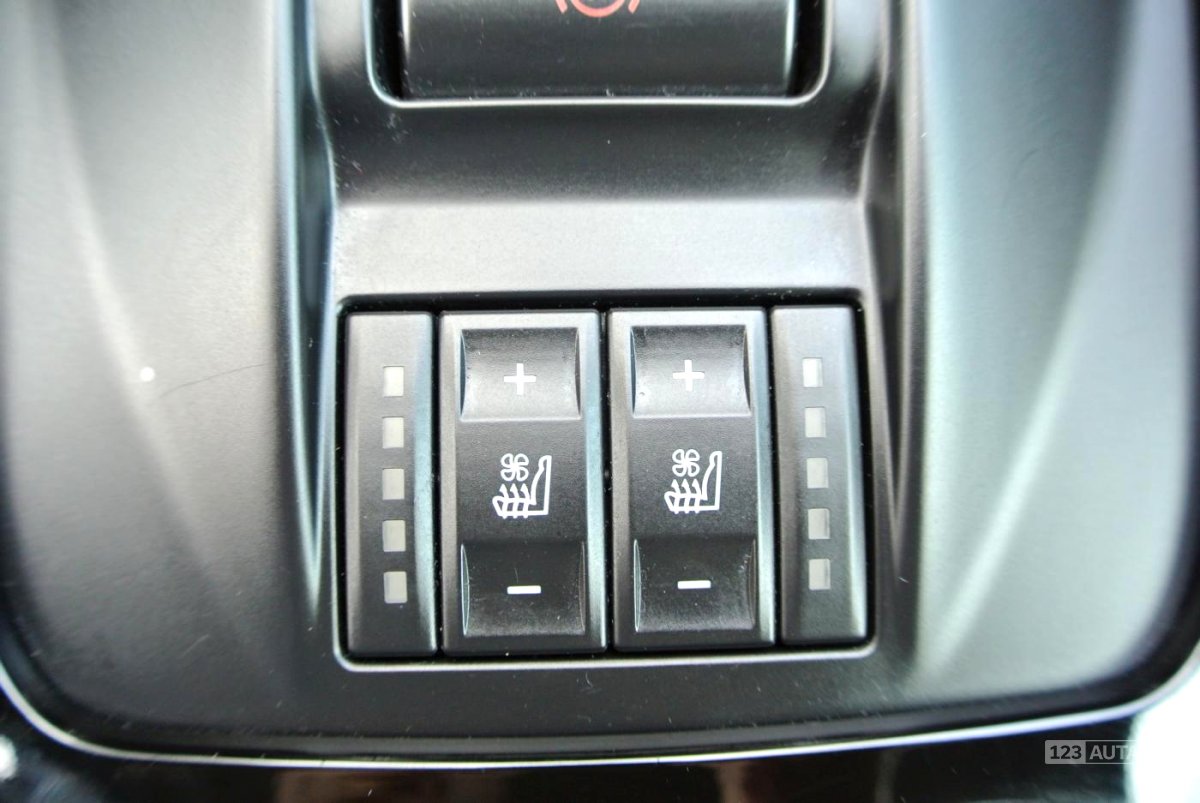 Ford S-MAX, 2013 - pohled č. 15