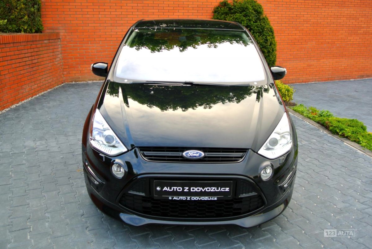 Ford S-MAX, 2013 - pohled č. 4