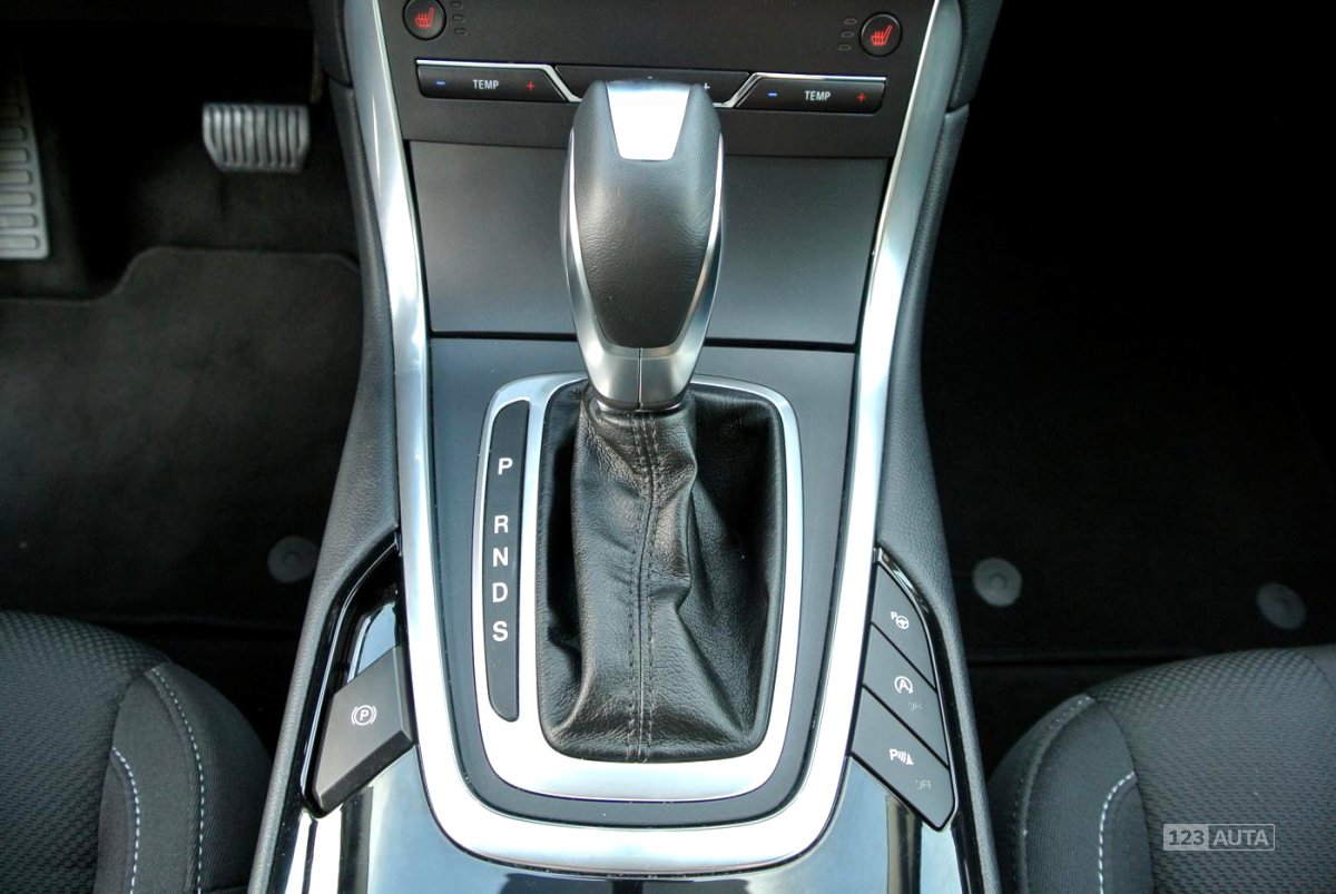 Ford S-MAX, 2016 - pohled č. 16