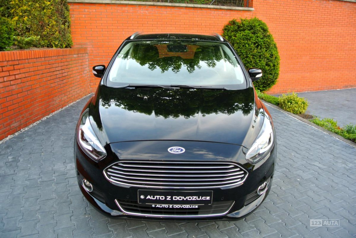Ford S-MAX, 2016 - pohled č. 3