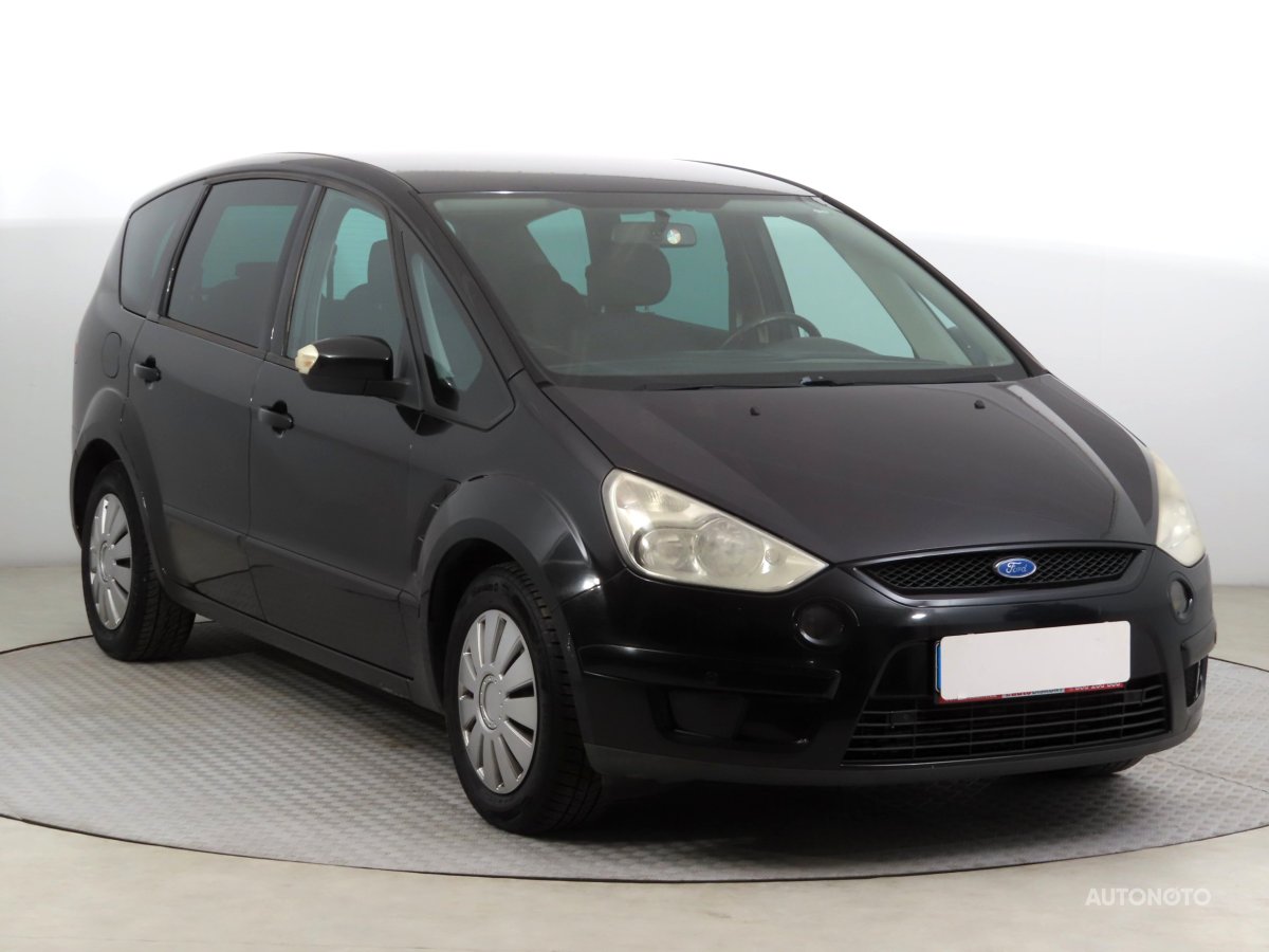 Ford S-MAX, 2006 - pohled č. 1