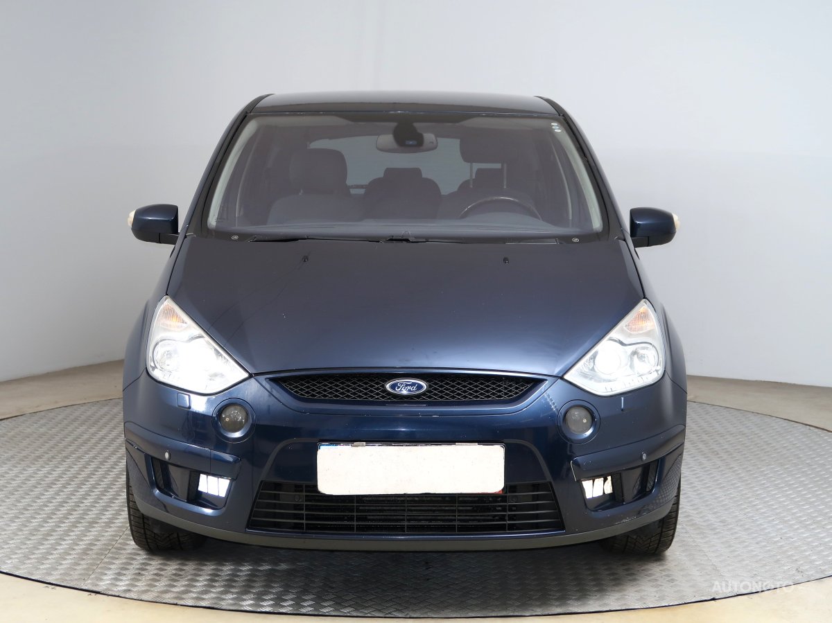 Ford S-MAX, 2007 - pohled č. 2