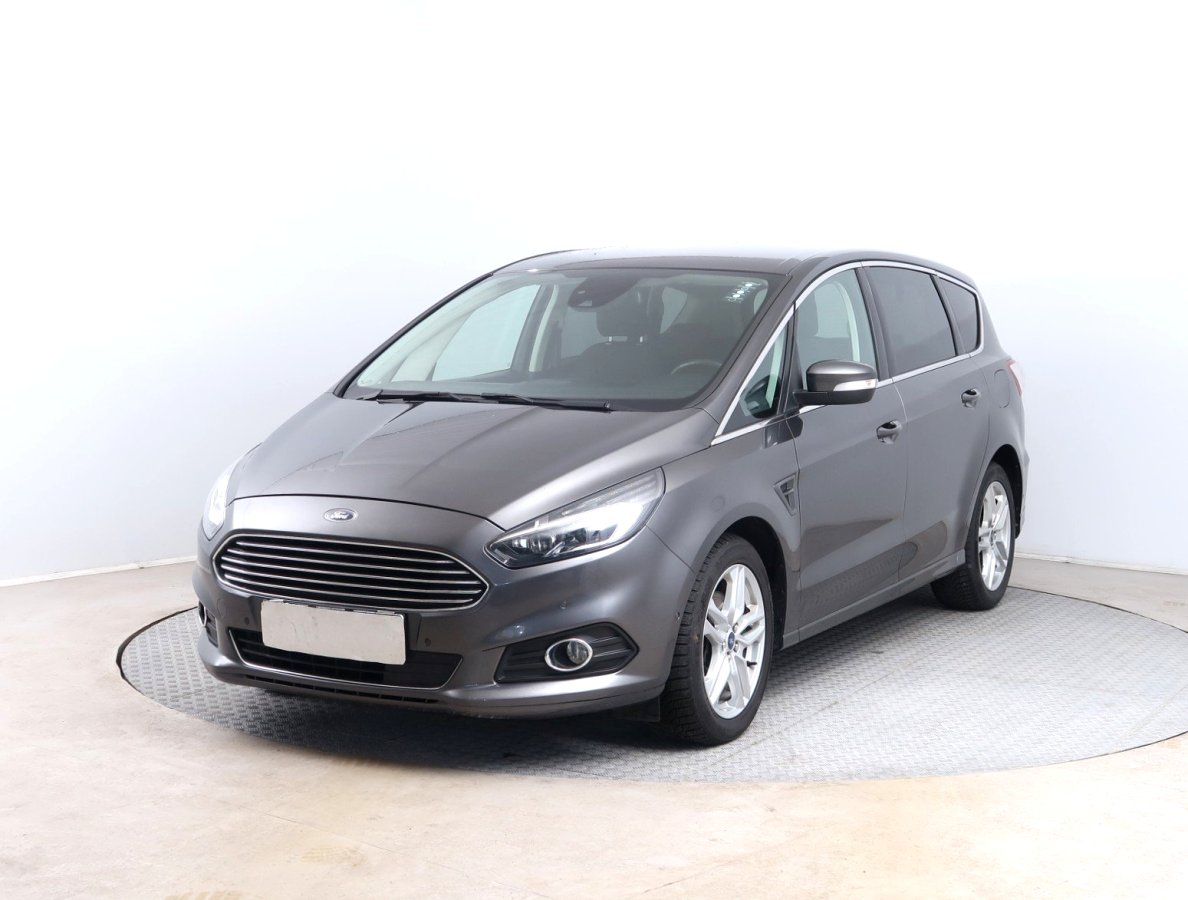 Ford S-MAX, 2018 - pohled č. 3
