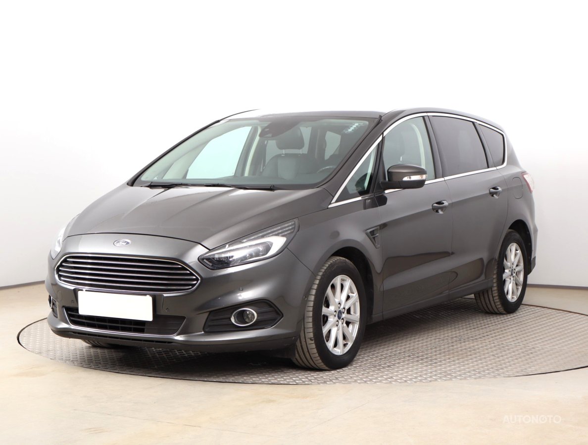 Ford S-MAX, 2019 - pohled č. 3