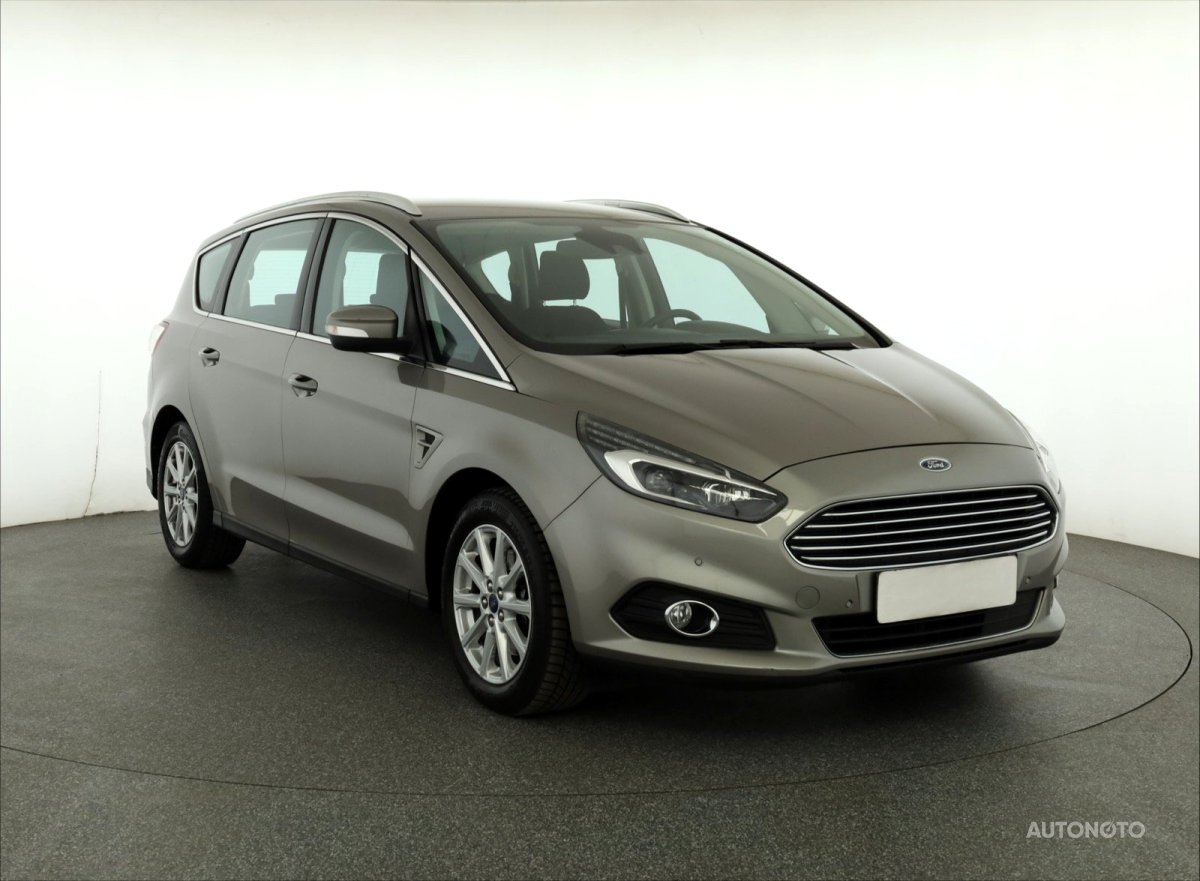 Ford S-MAX, 2016 - pohled č. 1