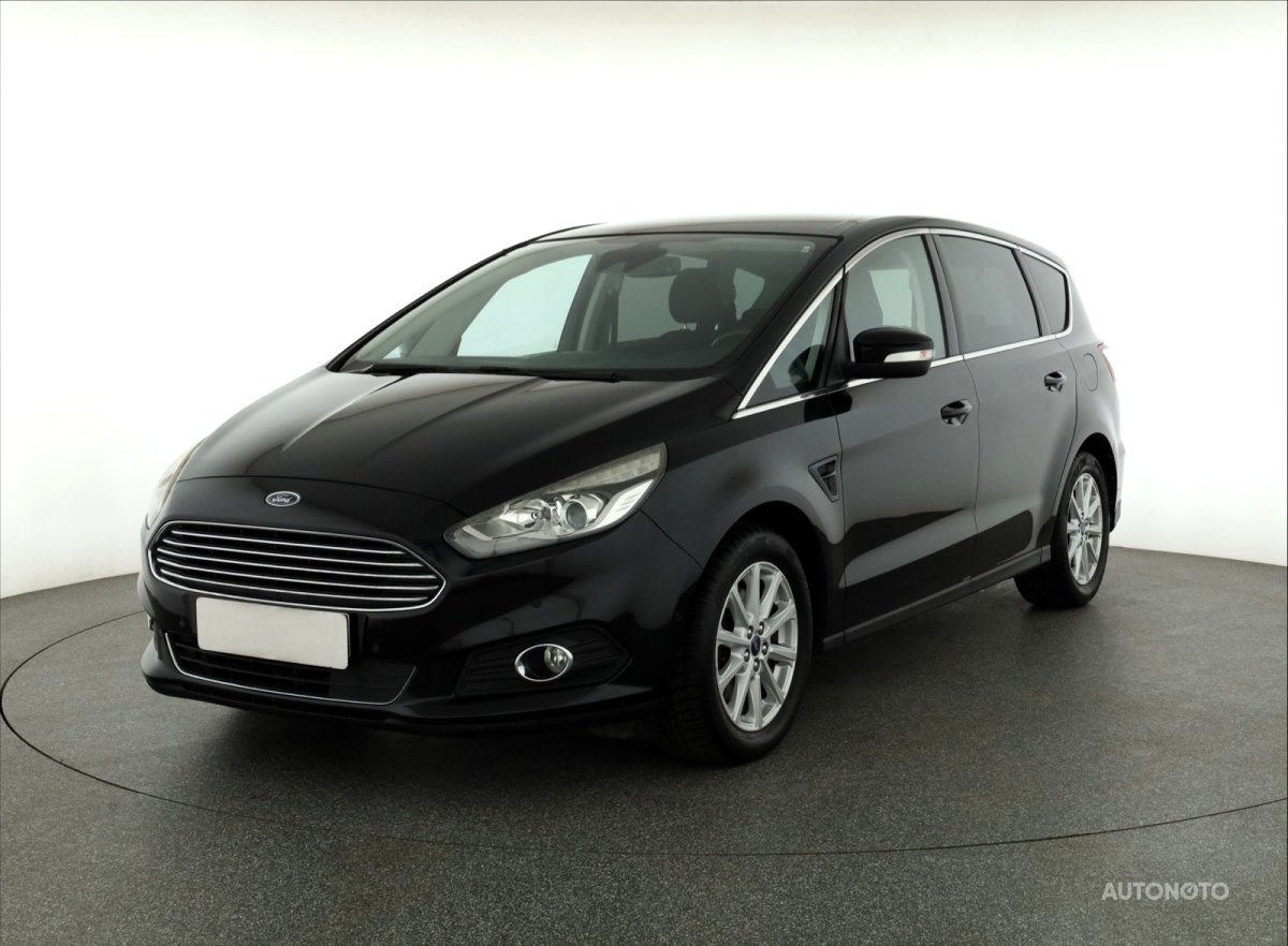 Ford S-MAX, 2016 - pohled č. 3