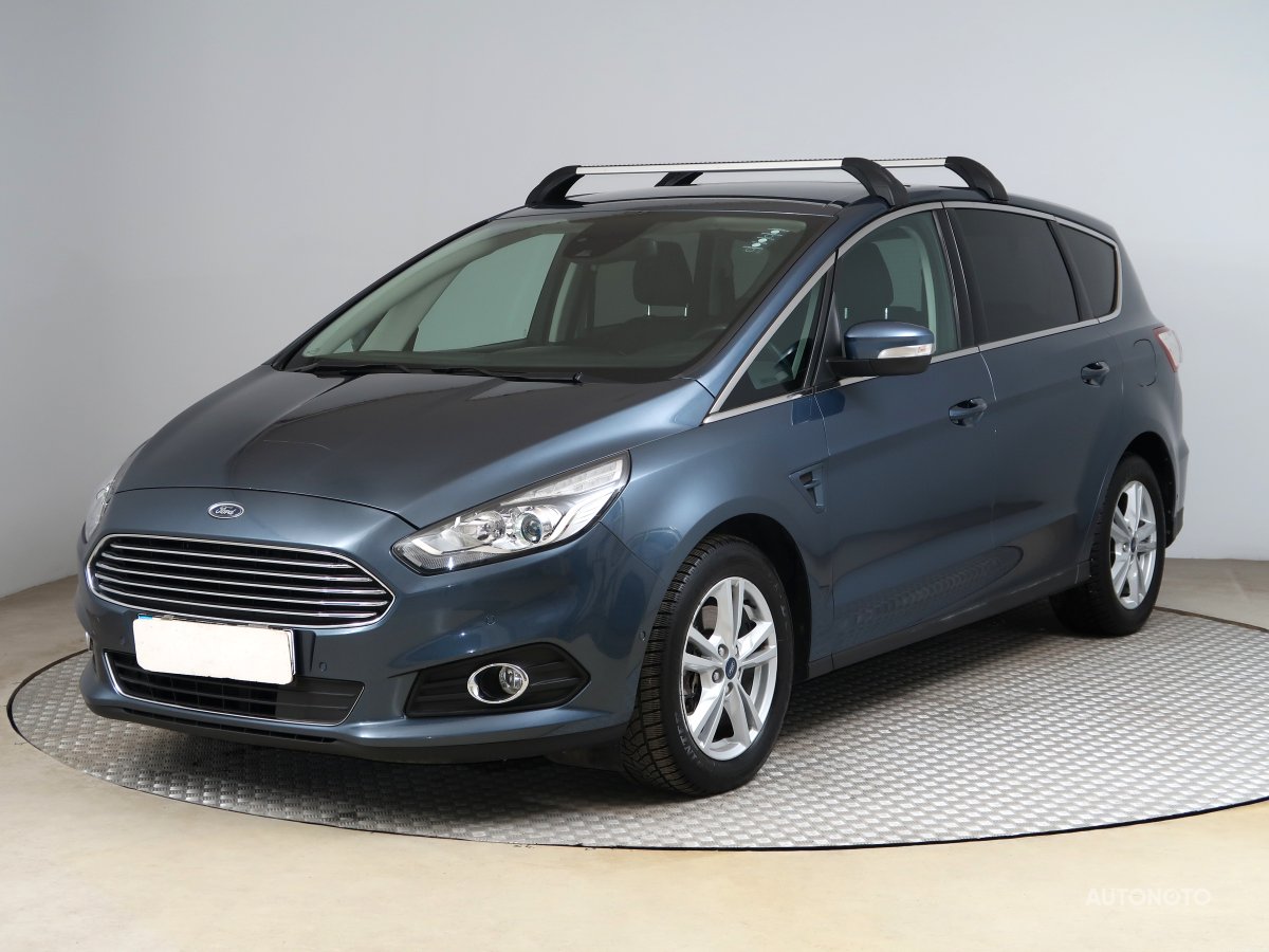 Ford S-MAX, 2019 - pohled č. 3