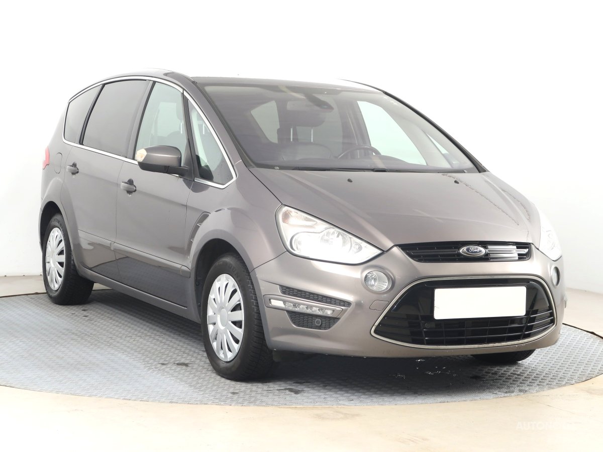 Ford S-MAX, 2011 - pohled č. 1