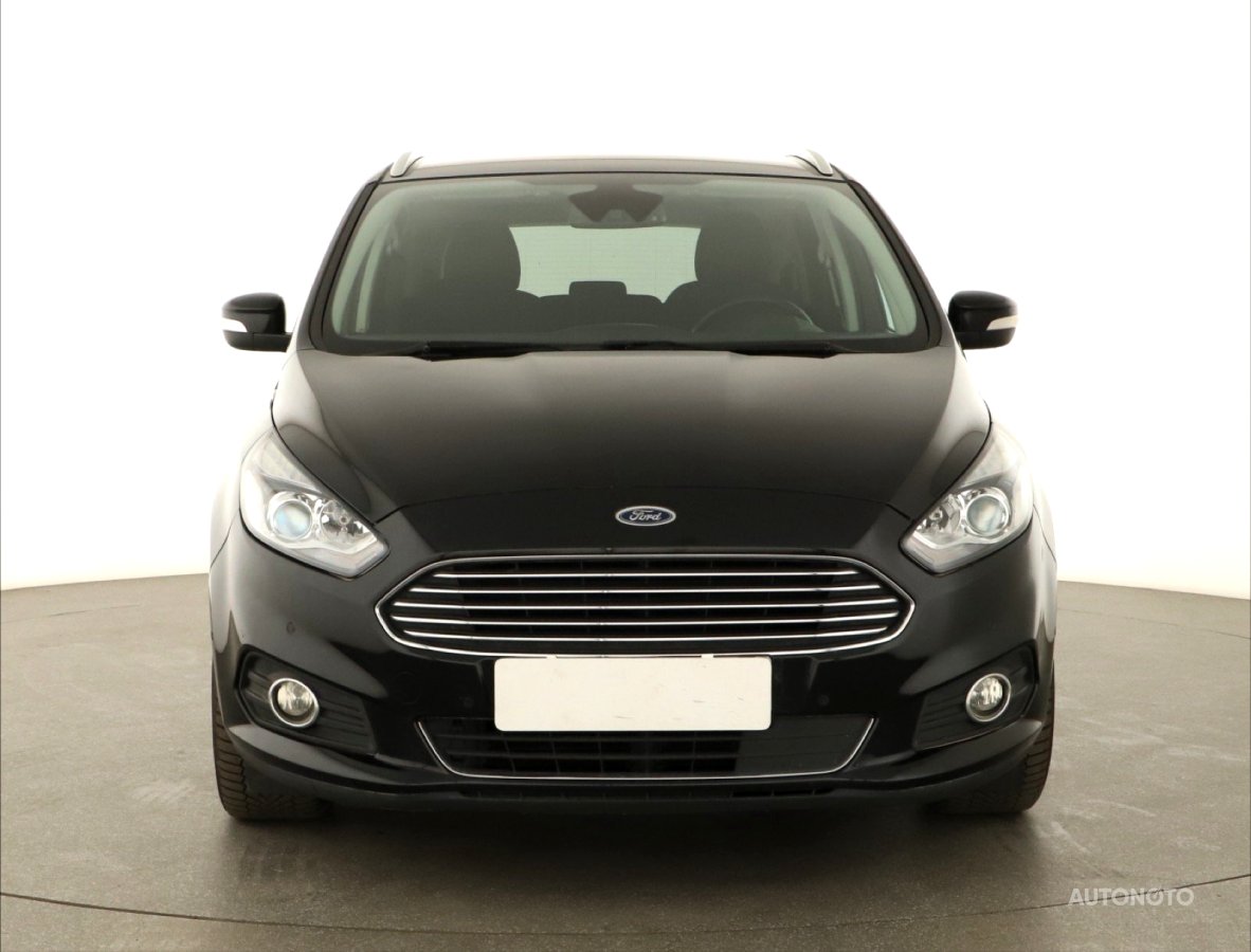 Ford S-MAX, 2017 - pohled č. 2