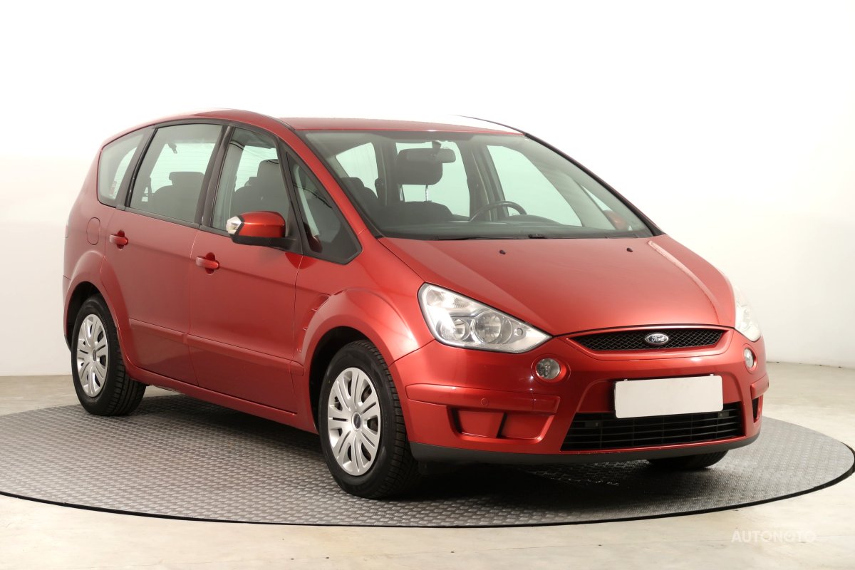 Ford S-MAX, 2008 - pohled č. 1