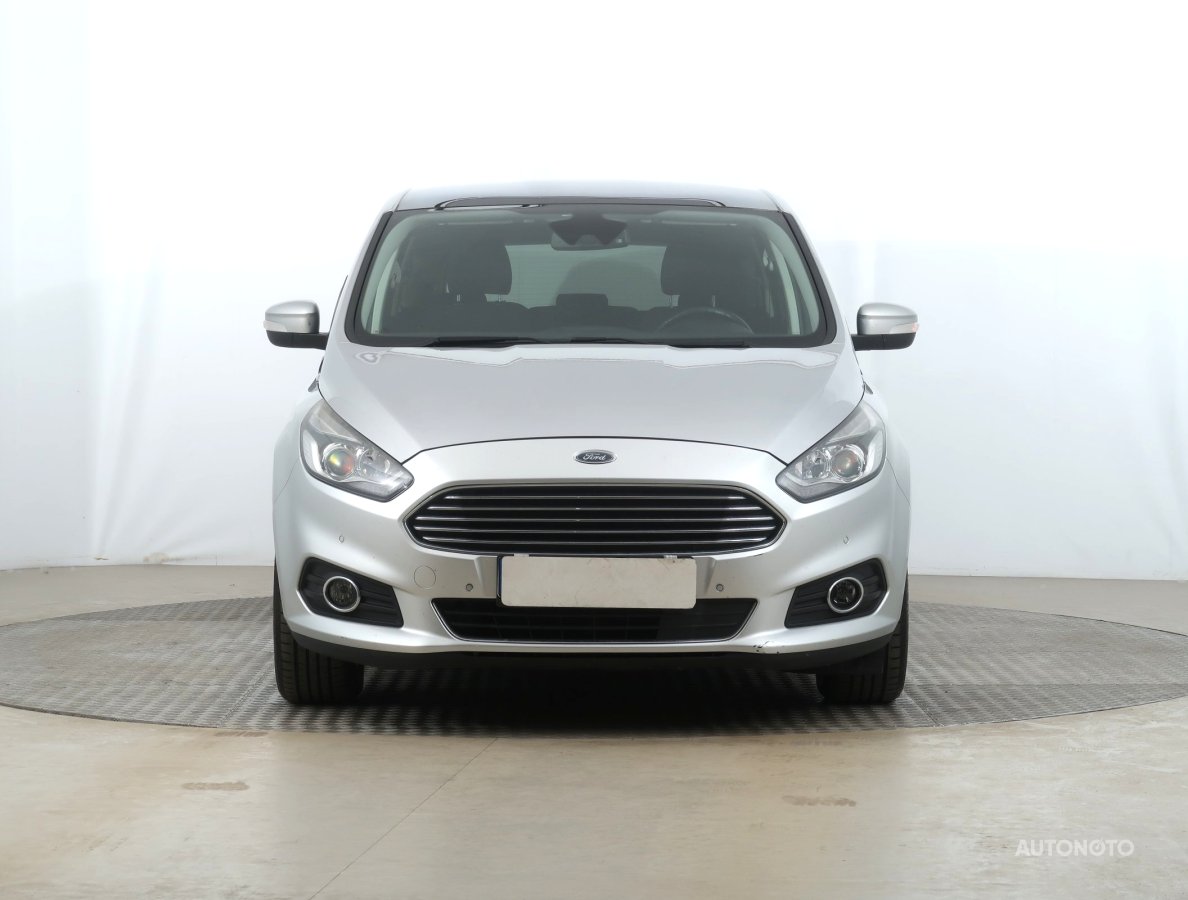 Ford S-MAX, 2016 - pohled č. 2