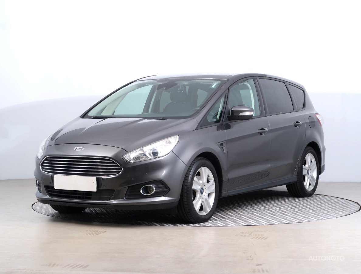 Ford S-MAX, 2016 - pohled č. 3