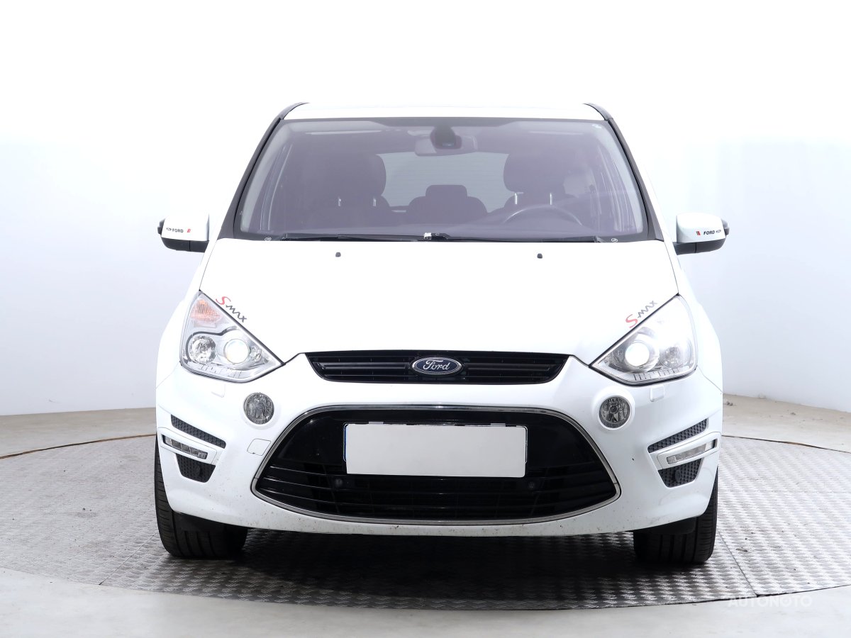 Ford S-MAX, 2011 - pohled č. 2