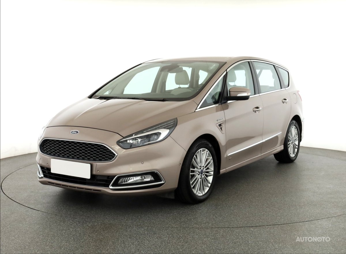 Ford S-MAX, 2017 - pohled č. 3
