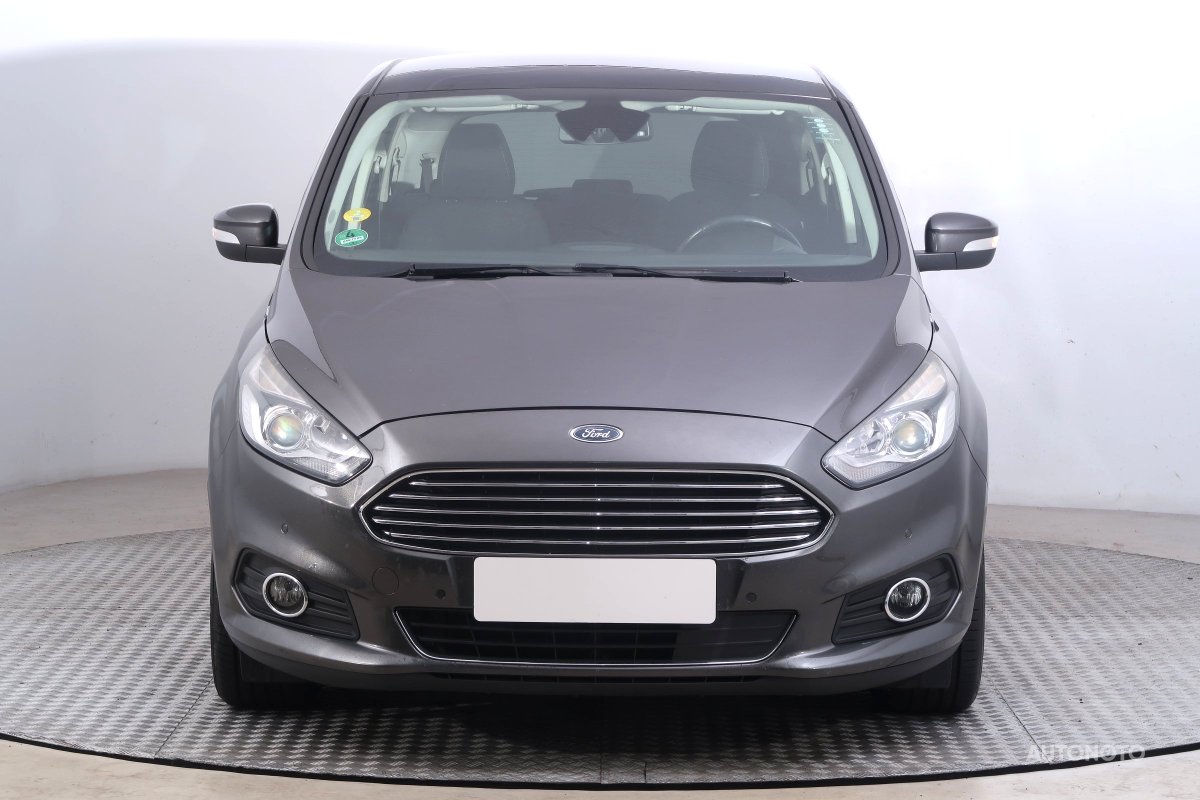 Ford S-MAX, 2016 - pohled č. 2