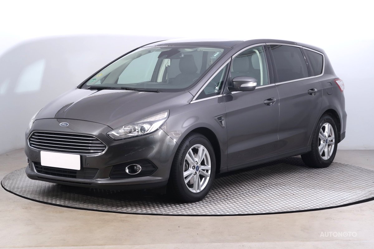 Ford S-MAX, 2016 - pohled č. 3