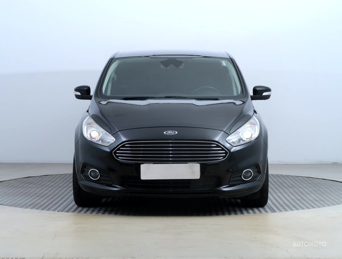 Ford S-MAX, 2016 - pohled č. 2
