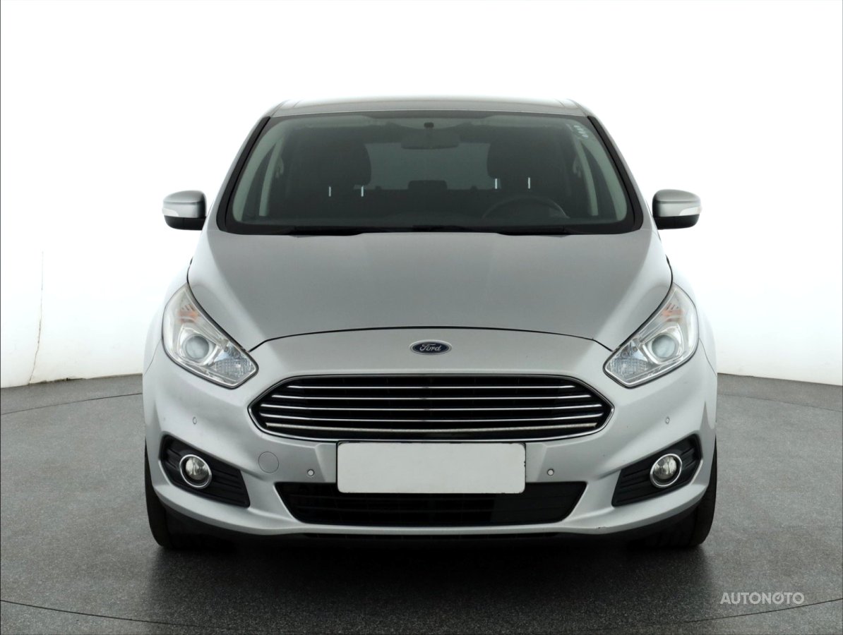 Ford S-MAX, 2016 - pohled č. 2
