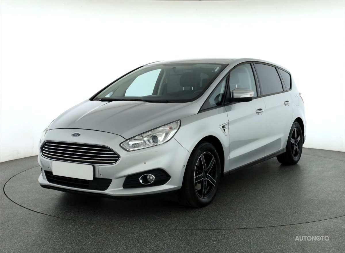 Ford S-MAX, 2016 - pohled č. 3