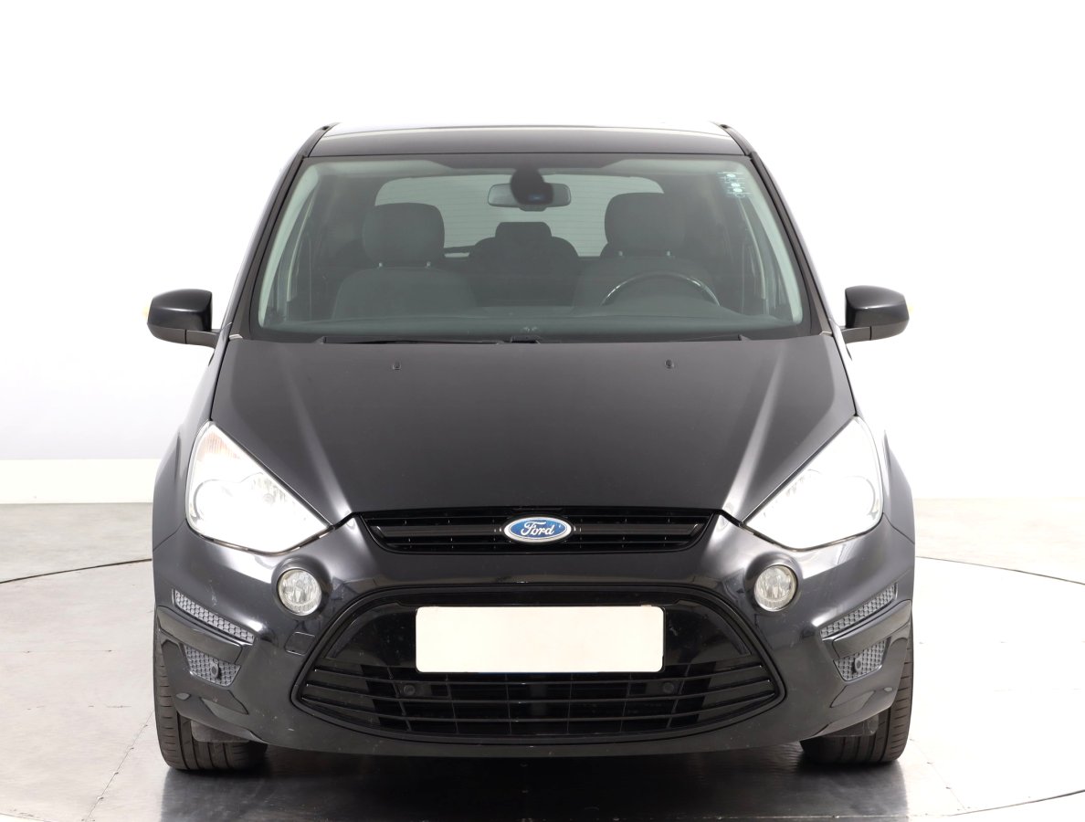 Ford S-MAX, 2011 - pohled č. 2