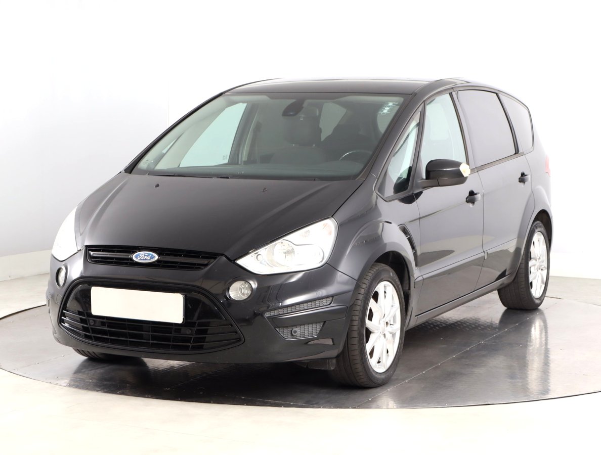 Ford S-MAX, 2011 - pohled č. 3