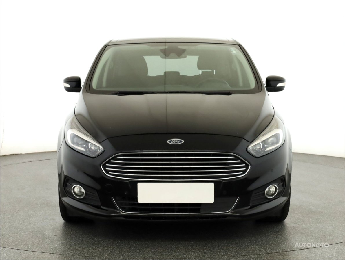 Ford S-MAX, 2015 - pohled č. 2