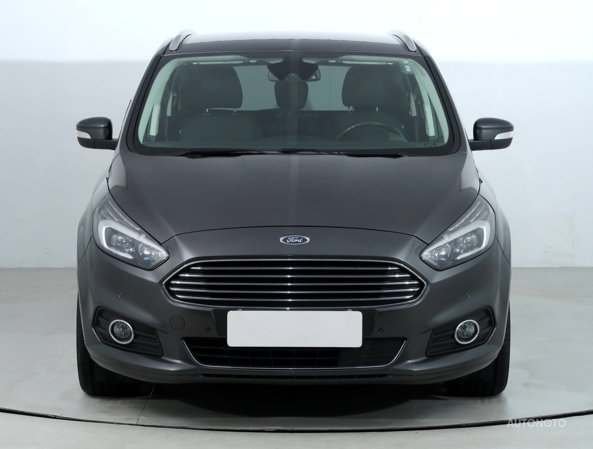 Ford S-MAX, 2015 - pohled č. 2