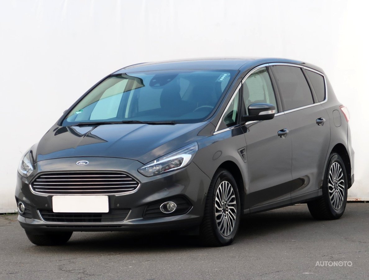 Ford S-MAX, 2018 - pohled č. 3