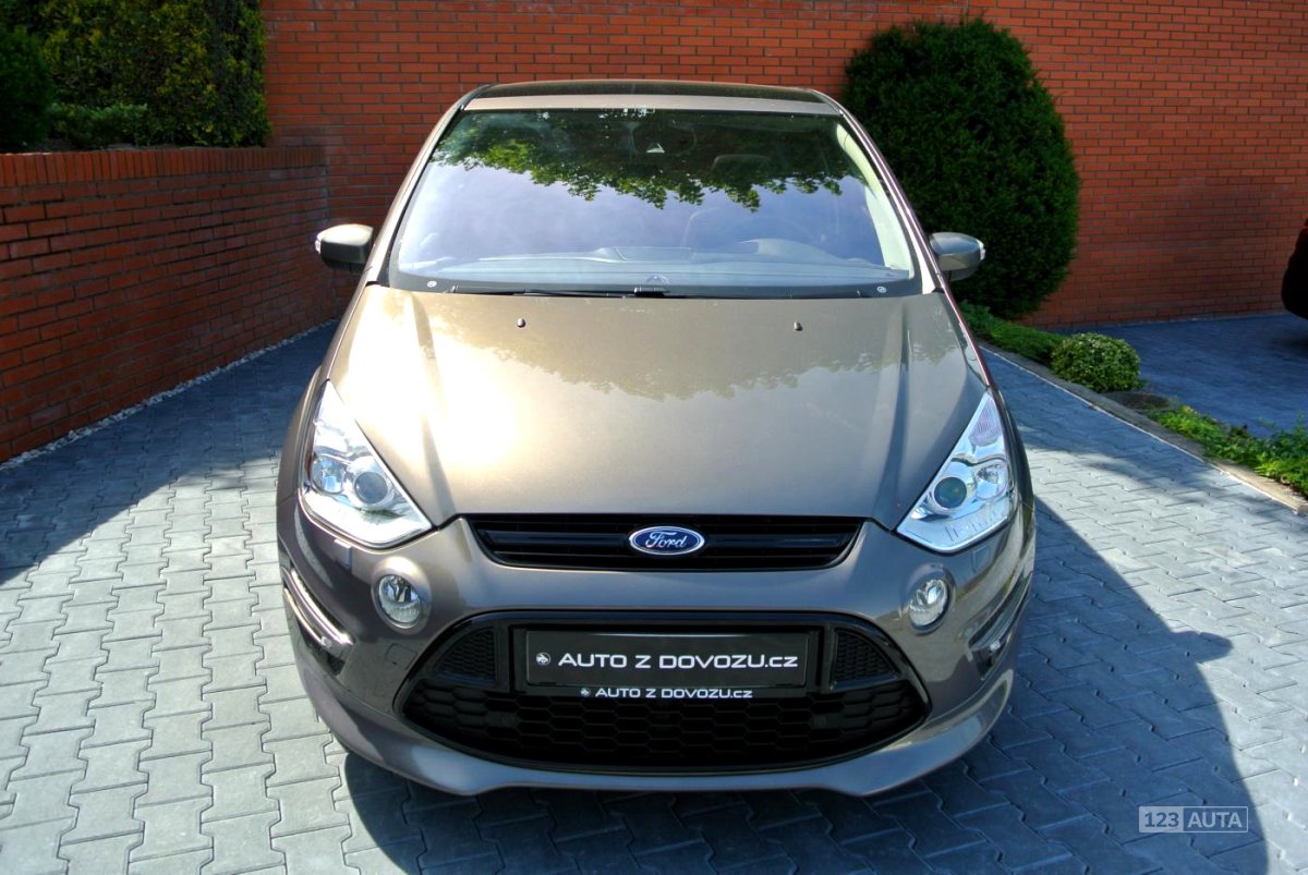 Ford S-MAX, 2014 - pohled č. 2