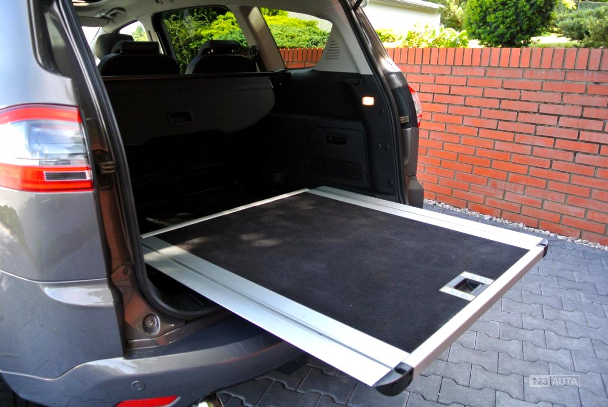 Ford S-MAX, 2014 - pohled č. 21