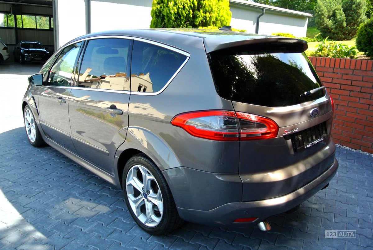 Ford S-MAX, 2014 - pohled č. 4