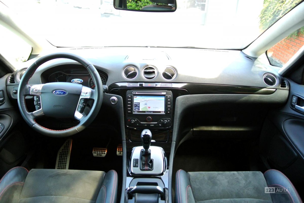 Ford S-MAX, 2014 - pohled č. 9
