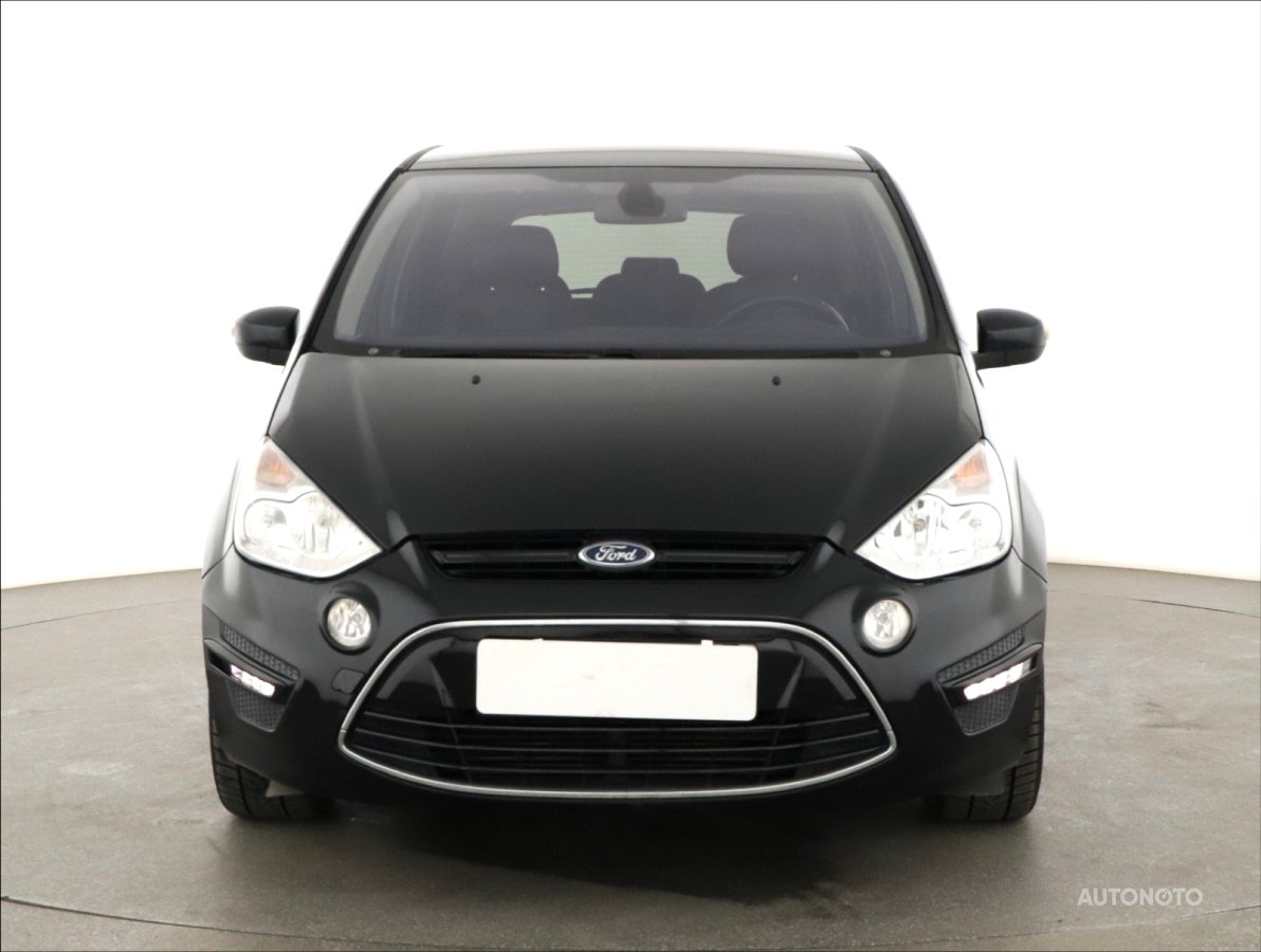 Ford S-MAX, 2011 - pohled č. 2