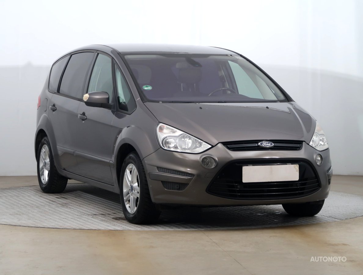 Ford S-MAX, 2011 - celkový pohled