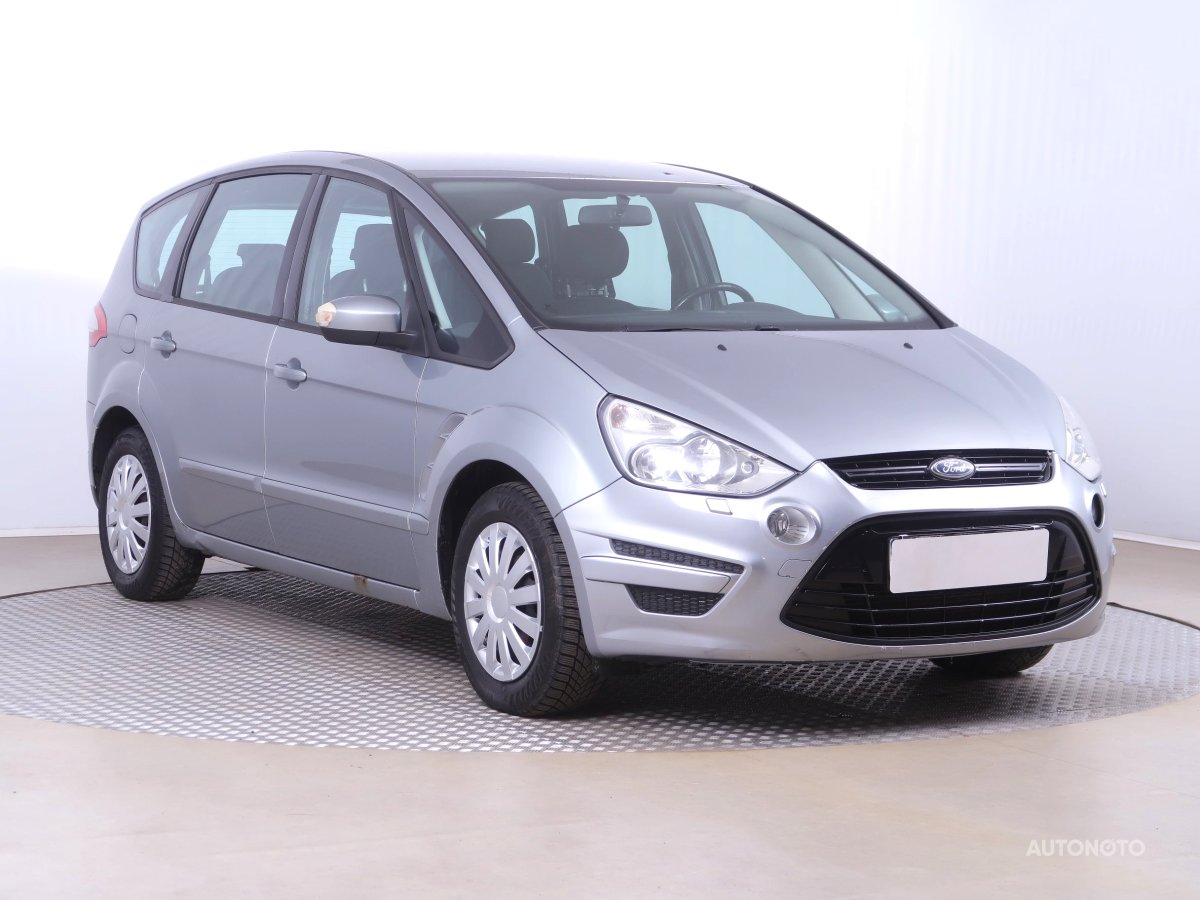 Ford S-MAX, 2010 - celkový pohled