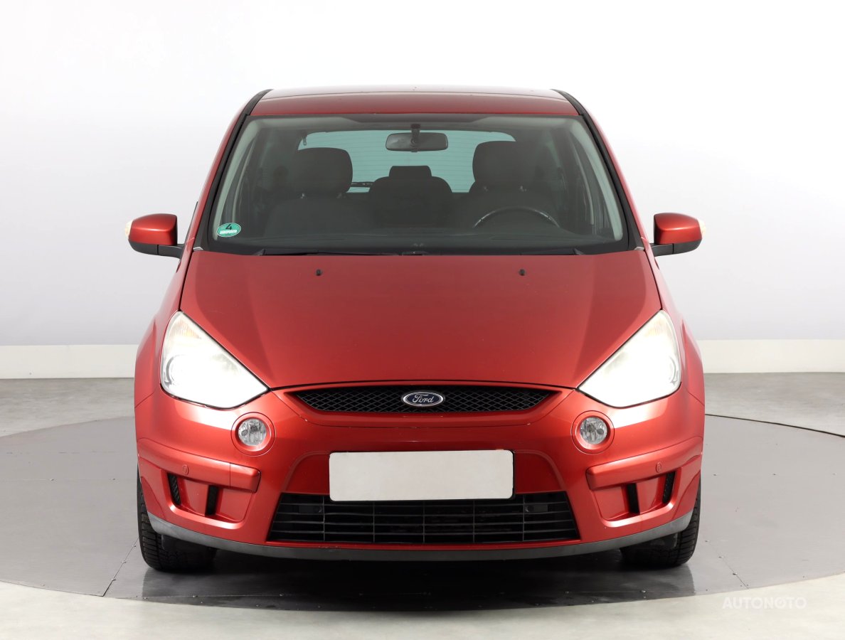 Ford S-MAX, 2006 - pohled č. 2