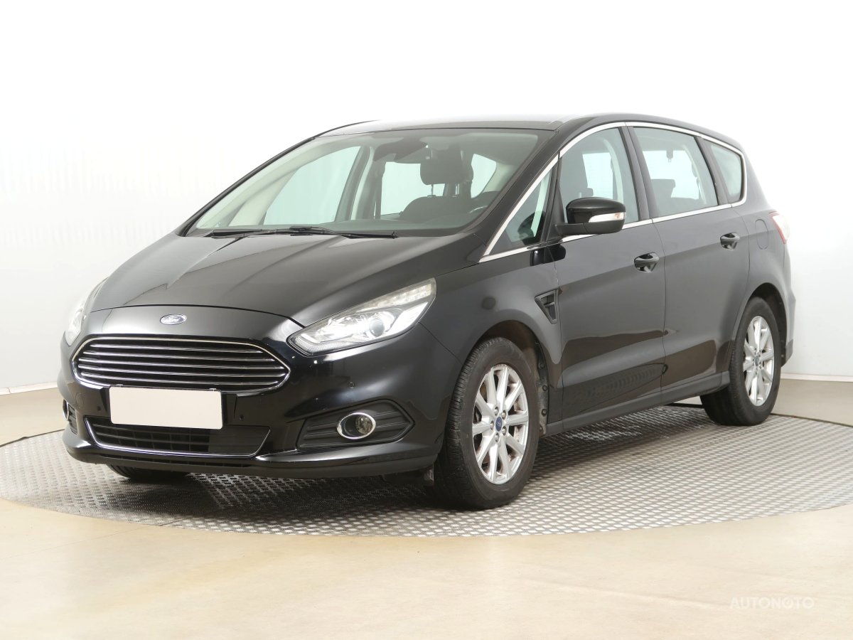 Ford S-MAX, 2016 - pohled č. 3