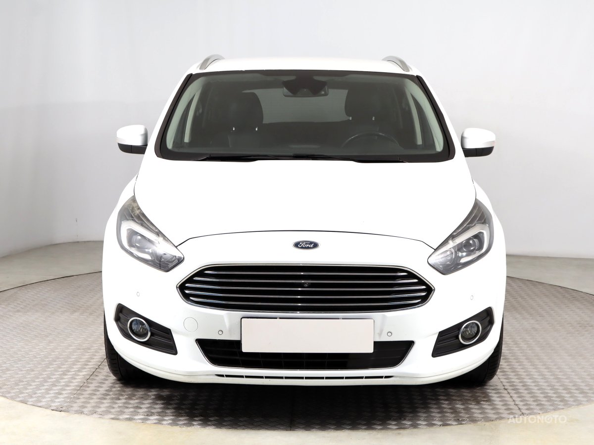 Ford S-MAX, 2016 - pohled č. 2