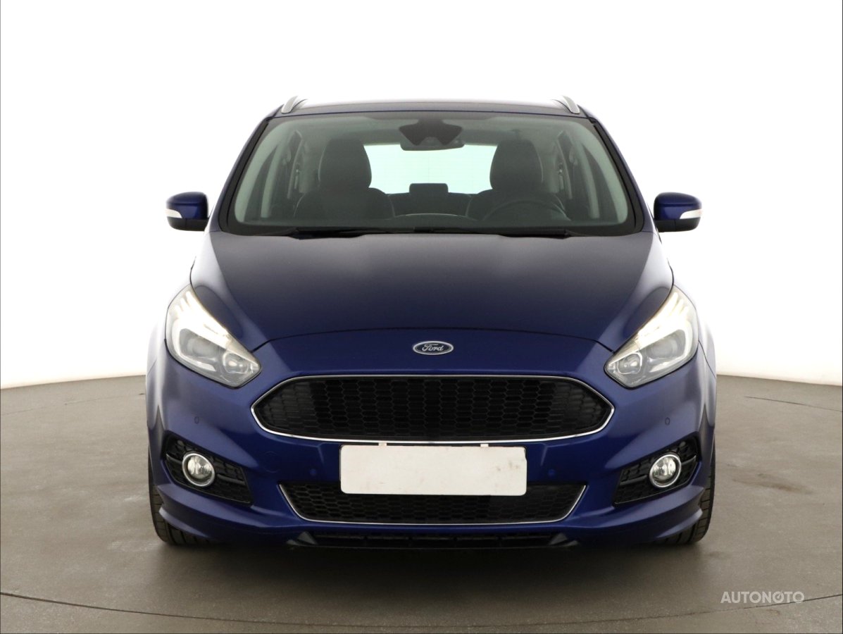 Ford S-MAX, 2016 - pohled č. 2